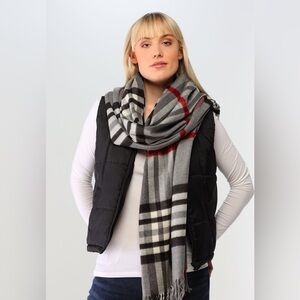 FRAAS.NEW.GRAY.PLAID.SCARF/WRAP